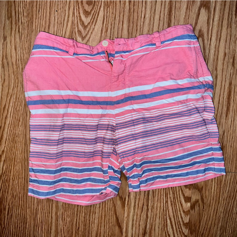 Vineyard Vines 5" Pink Striped Shorts Size 32